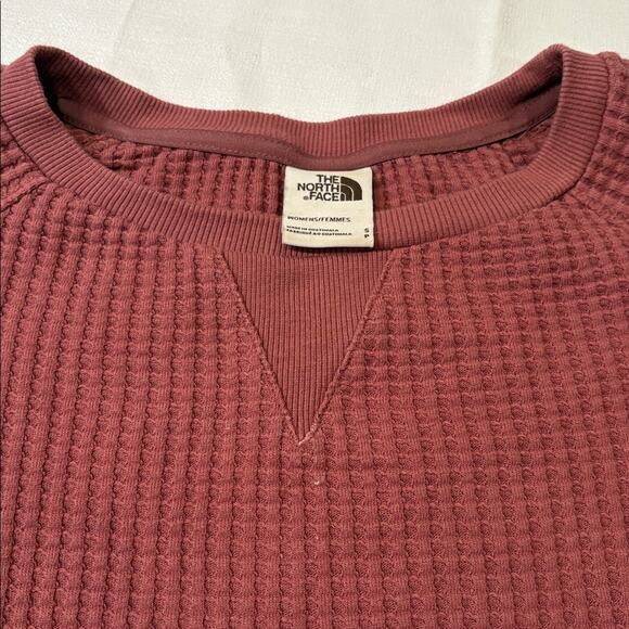 The North Face Women's Waffle-weave Knit Top in Rose Size S - Picture 4 of 9
